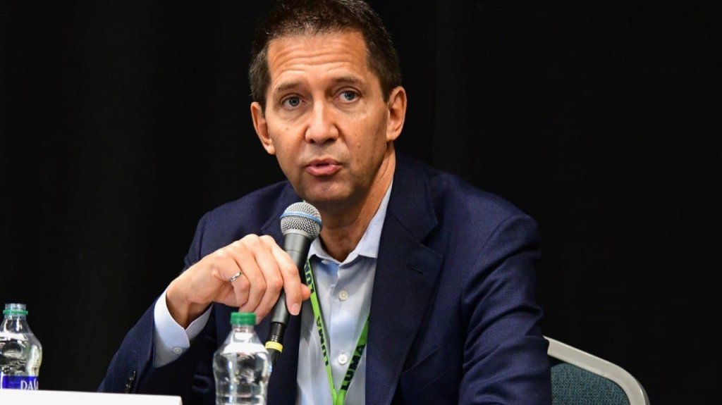  Anuncian reconstrucción de una subestación de LUMA Energy en Cataño con fondos de FEMA 