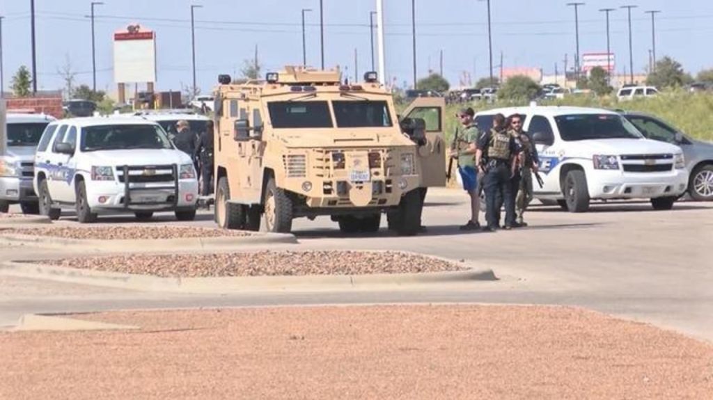  Aumenta a 7 el n&uacute;mero de muertos tras el tiroteo masivo en Texas (Video) 