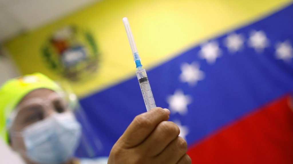  EE.UU. suaviza las sanciones contra Venezuela para la compra de vacunas 