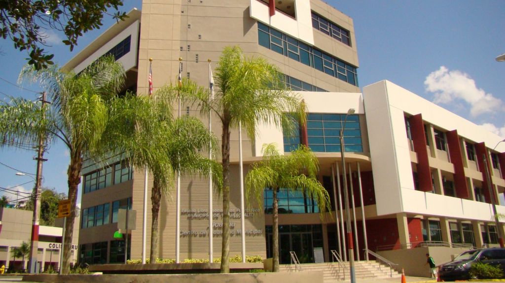  Alcalde de Trujillo Alto paga exceso de d&iacute;as por enfermedad 