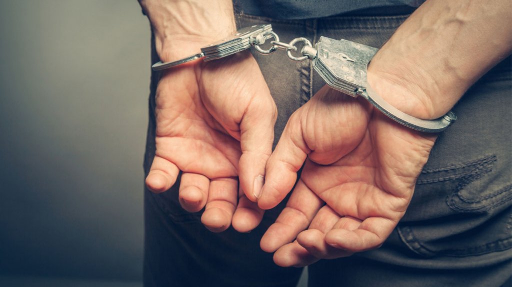  Arrestan a hombre que atac&oacute; a machetazos a un vecino en Villalba 