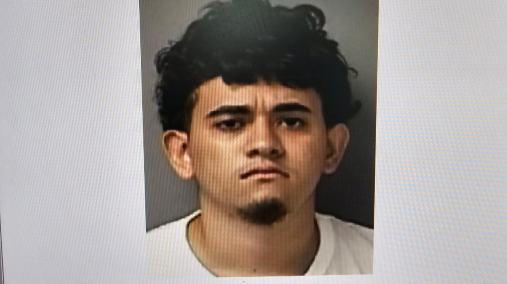  Cargos por “carjacking” en Barceloneta 