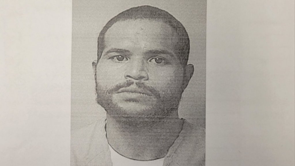  Le radican cargos a un confinado por llamar desde la c&aacute;rcel a mujer que ten&iacute;a una orden de protecci&oacute;n en su contra 