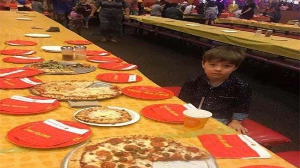  Los invita a su fiesta de cumplea&ntilde;os y nadie asiste 