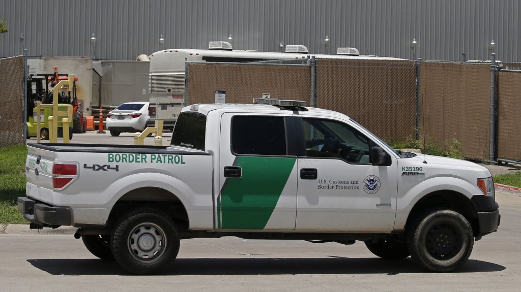  Juez desestima deportaci&oacute;n contra conductor detenido por Patrulla Fronteriza 