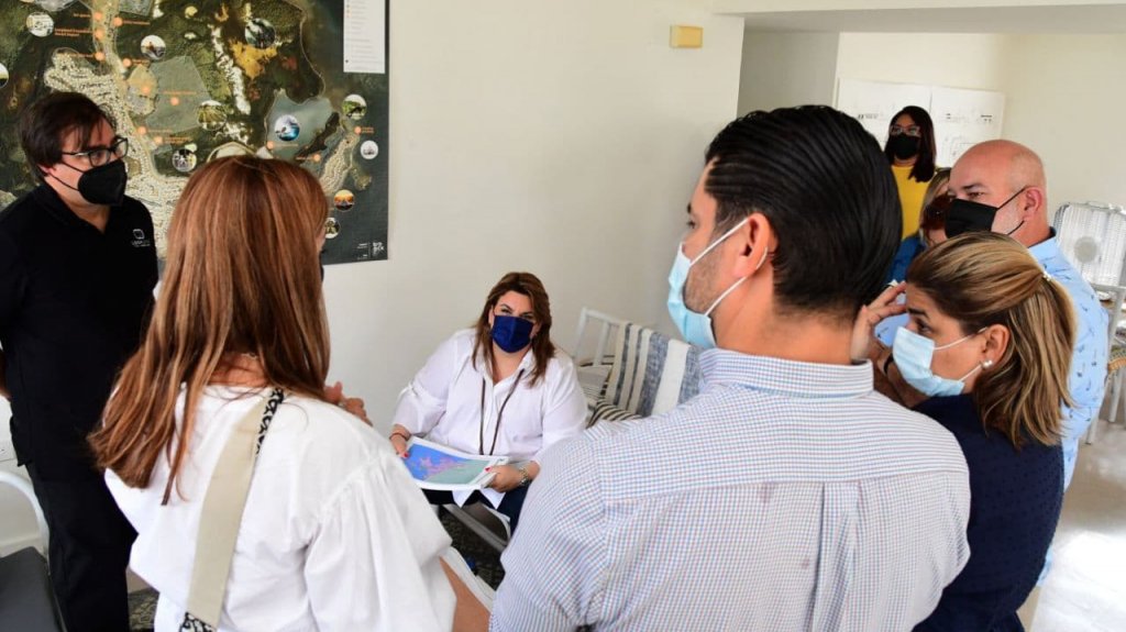  Discuten planes de revitalización para la antigua base Roosevelt Roads 