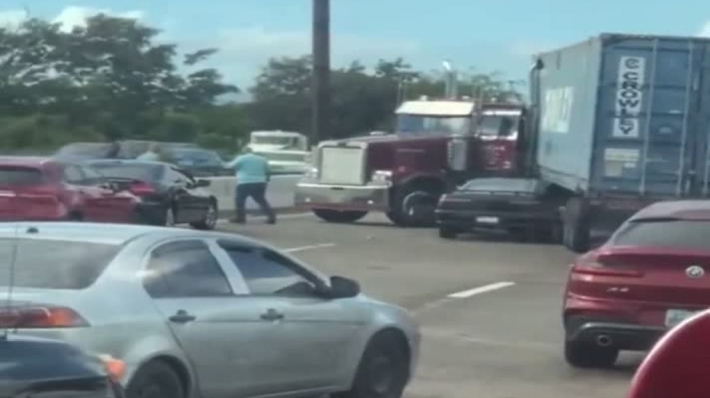  Video: Accidente con cami&oacute;n en expreso 22 de San Juan a Bayam&oacute;n 