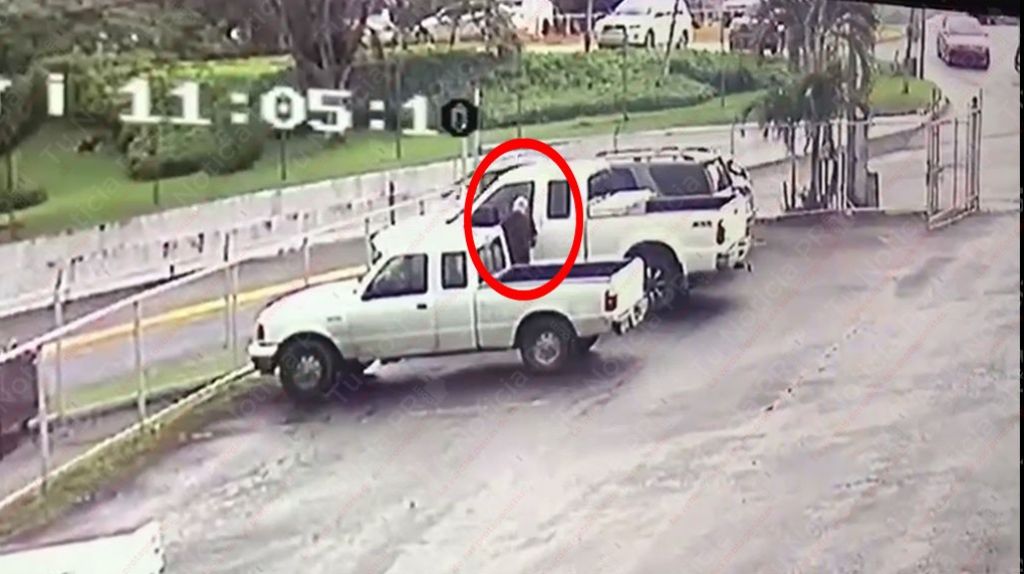  C&aacute;maras de seguridad captan momento en que &ldquo;Cacos&rdquo; roban un guagua en Carolina 