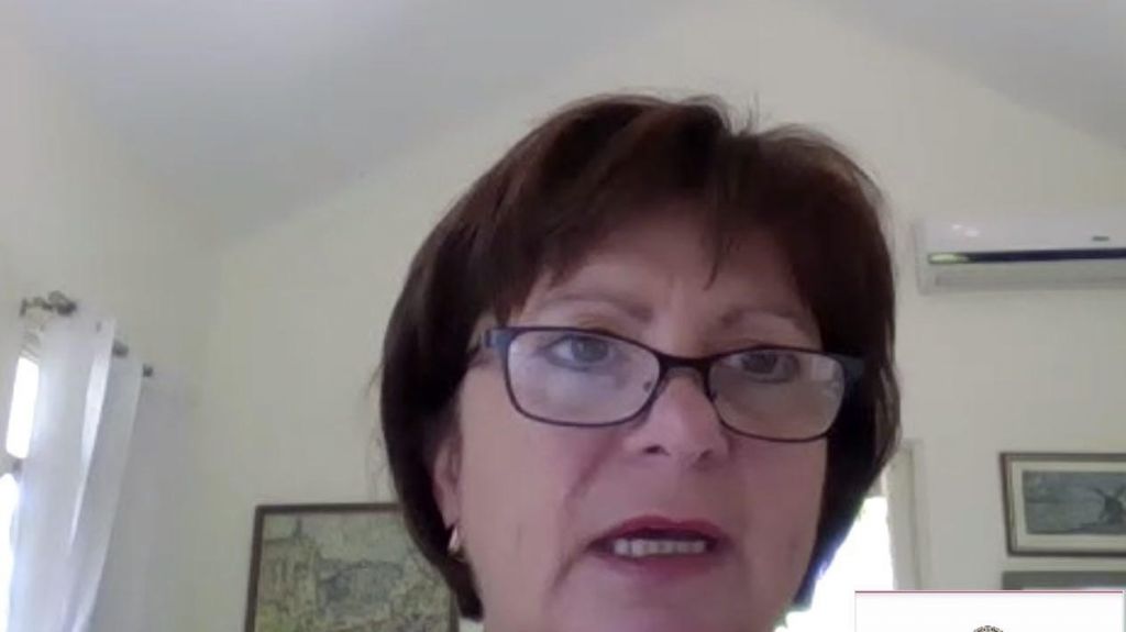  Audio: Aumento para empleados p&uacute;blicos en el mensaje de la gobernadora, dice Natalie Jaresko 