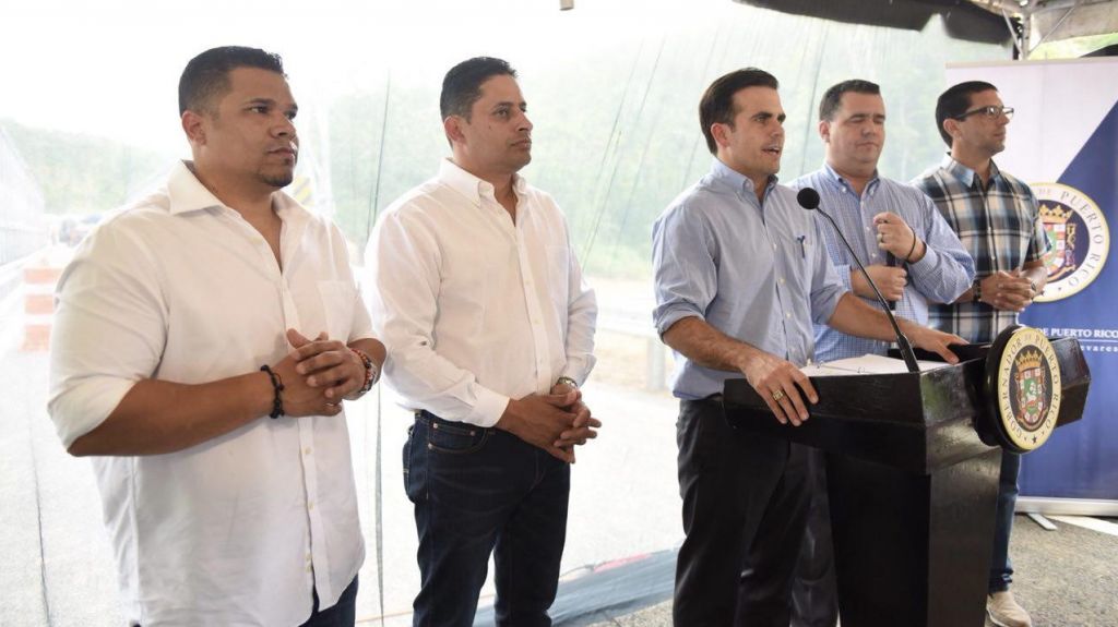  Rossell&oacute; Nevares inaugura nuevo puente en Arecibo con el que se benefician m&aacute;s de 3,000 familias 