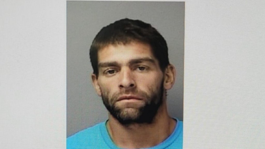  Arrestado en Camuy por violentar orden de protecci&oacute;n 