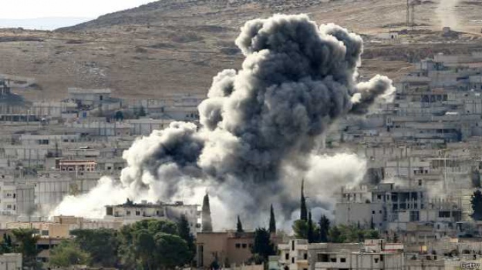 Siria: ataques aÃ©reos de coaliciÃ³n dejan 553 muertos