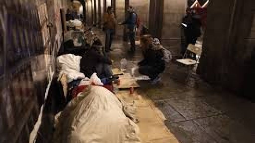  Familia busca voluntarios para el Conteo de Personas Sin Hogar 2019 