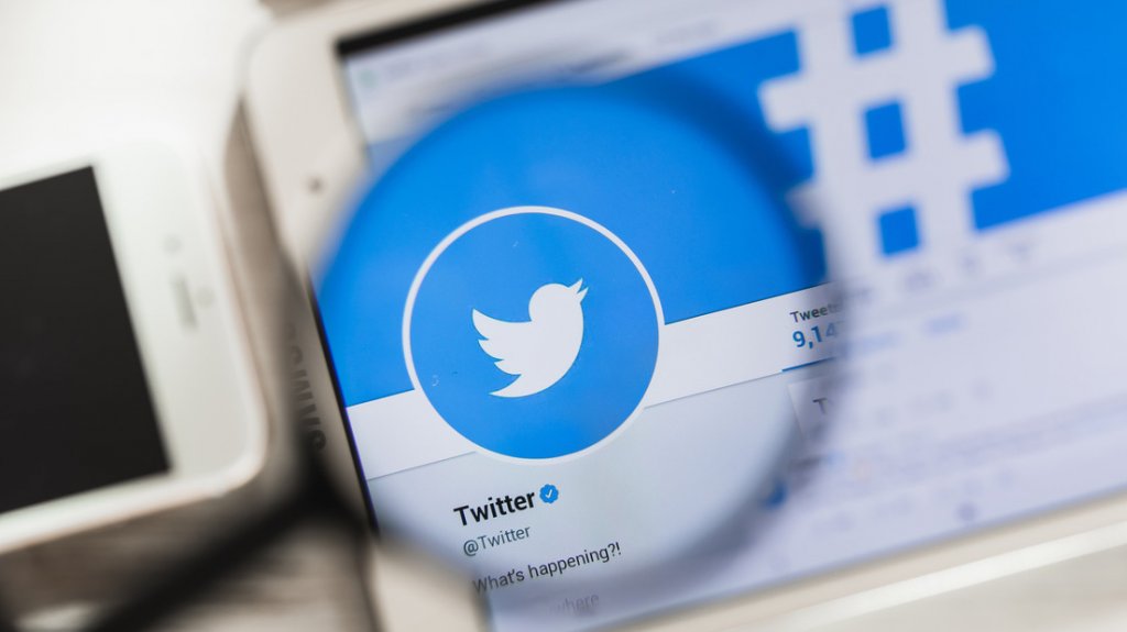  Condenan a 45 años de prisión en Arabia Saudita a una mujer por “difundir mentiras a través de tuits“ 