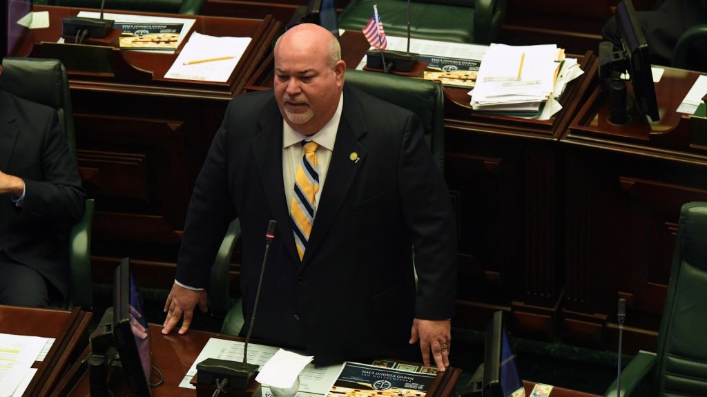  Aval cameral a traspaso del CDT de Vieques al Departamento de Salud 