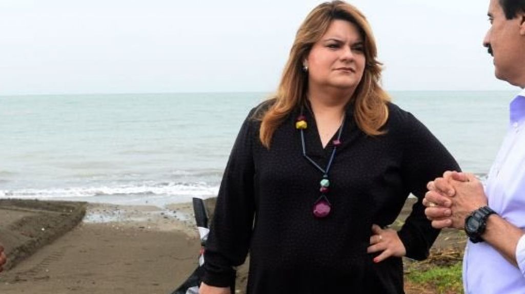  Jenniffer Gonz&aacute;lez anuncia $852,340 para protecci&oacute;n de arrecifes de coral 