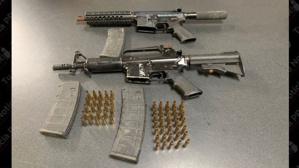  Hallan dos rifles de asalto en ronda preventiva en residencial de Ponce 
