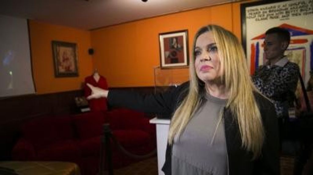  Reportan alegado incidente con escolta de Ednita Nazario en Condado 