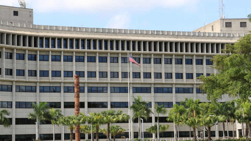  Cargos federales contra dos sujetos por robos a &ldquo;fast foods&rdquo; 