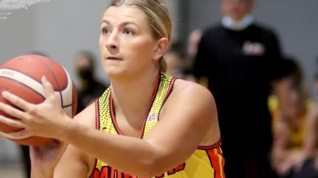  Jorge Otero debuta con victoria sobre Manat&iacute; al mando de las Monta&ntilde;eras 