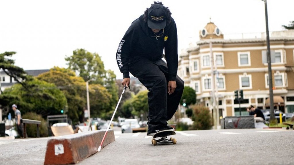  Ni las dos balas por las que perdió la vista mataron su pasión por el skate 