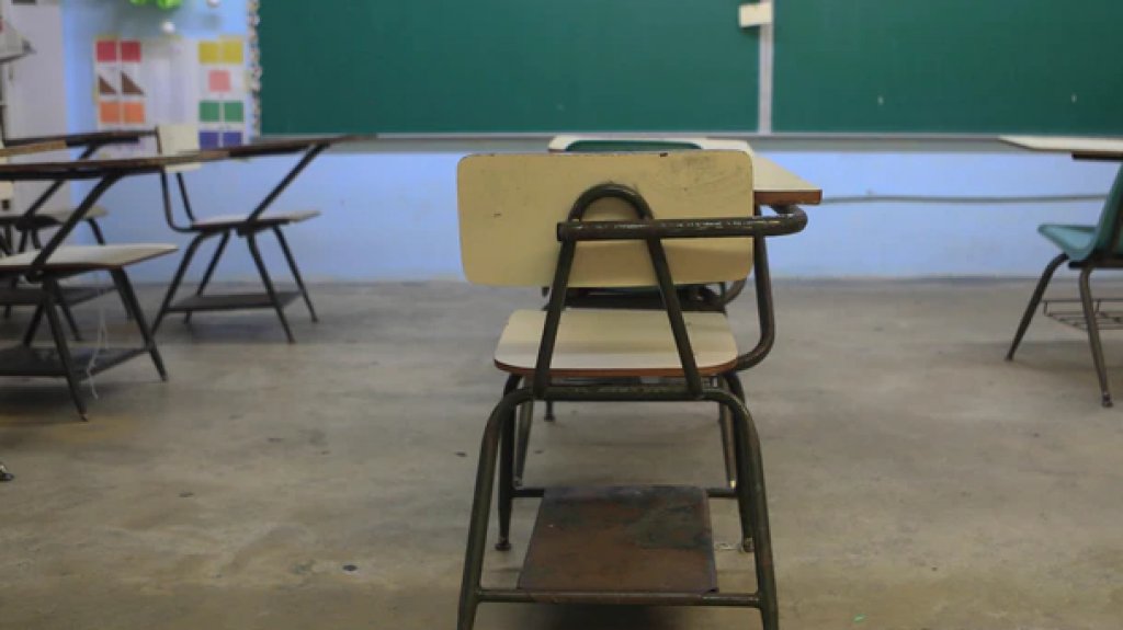  Escalan escuela en Las Piedras y ocasionan da&ntilde;os estimados en tres mil d&oacute;lares 