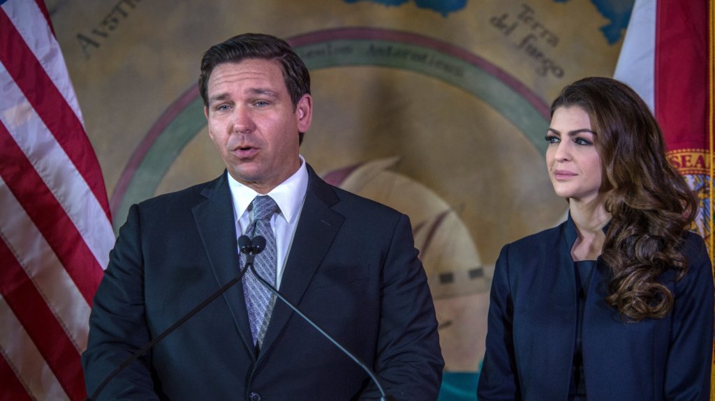  Florida anuncia pronto env&iacute;o a hospitales de una vacuna contra la covid-19 