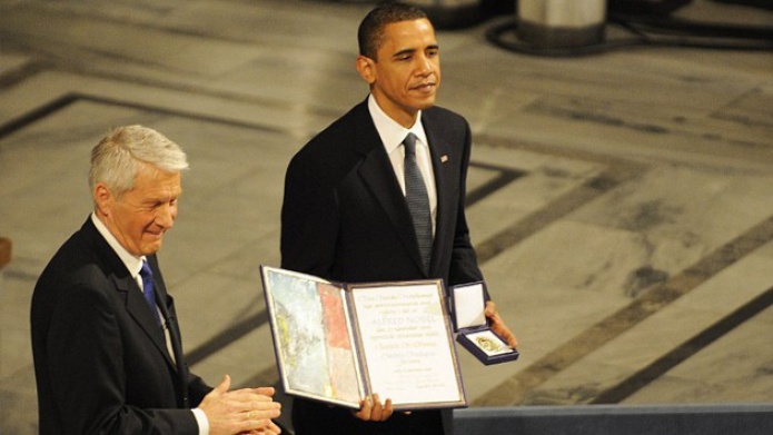 La Casa Blanca considerÃ³ una "adulaciÃ³n" el Premio Nobel a Obama en 2009