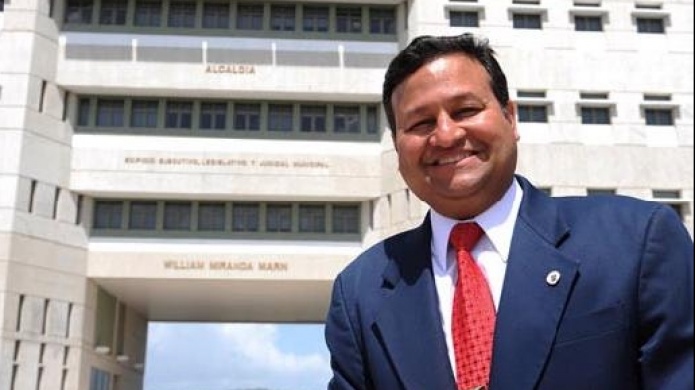 Alcalde   de Caguas insiste en que los ciudadanos no deben salir de las casas