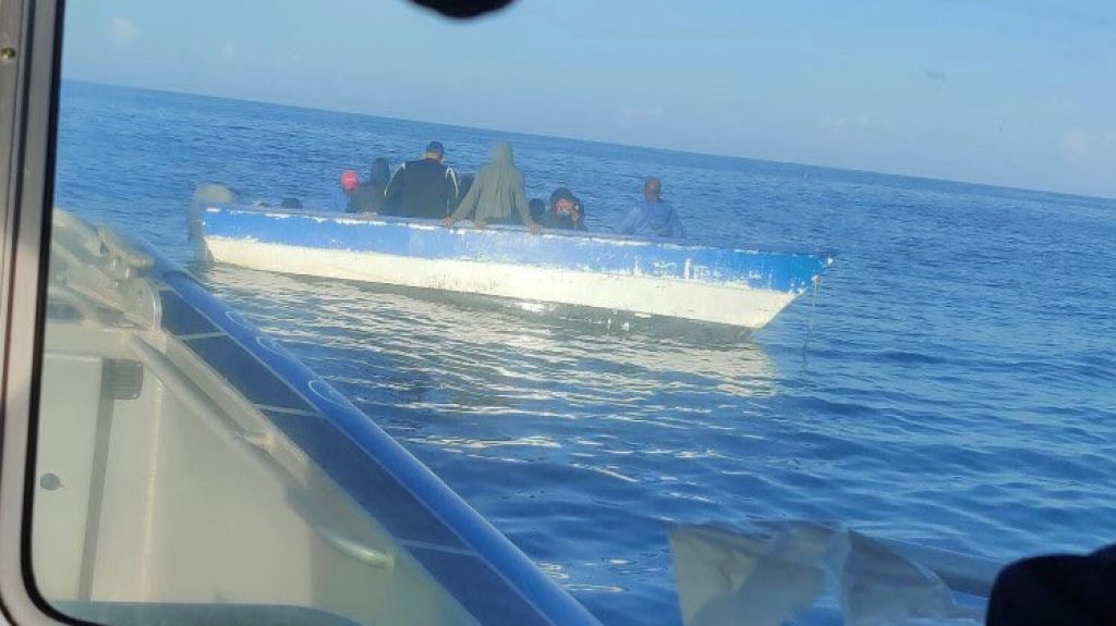  Detectan embarcaci&oacute;n en las Costas de Rinc&oacute;n 