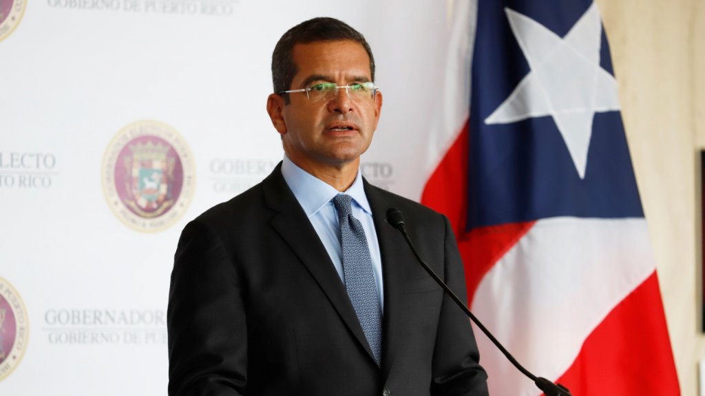  Gobernador anuncia fin a las restricciones de capacidad en lugares p&uacute;blicos y privados 