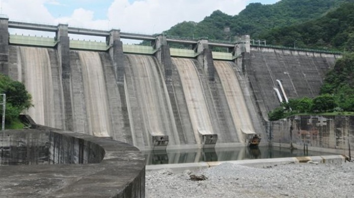 AAA trabaja en reparaciÃ³n de motor en represa de Hatillo