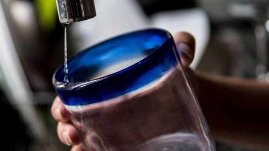  Crecida de un cuerpo de agua afecta el servicio de agua potable en sectores de Naguabo 