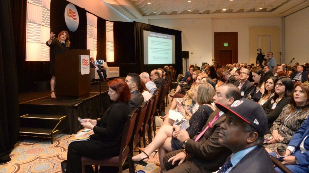  Comisionada residente presenta avances en el &aacute;rea de la salud desde la esfera federal 