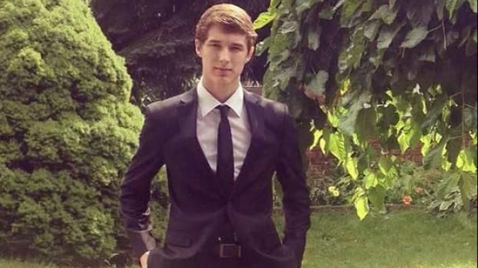 Vil asesinato de un adolescente por rastrear su Smartphone perdido