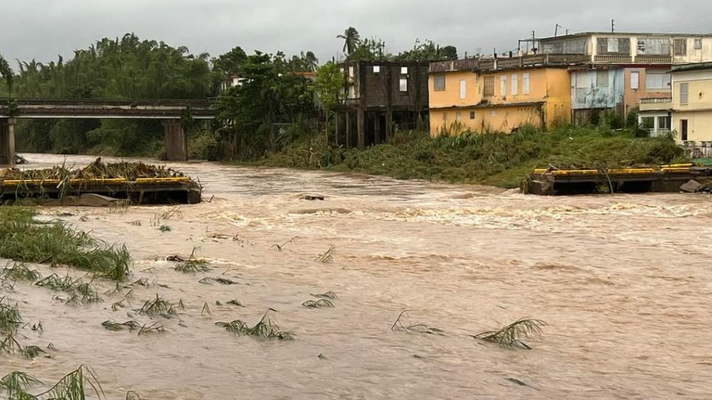  Pasa a la firma del presidente Biden medida que asignar&iacute;a fondos por el hurac&aacute;n 