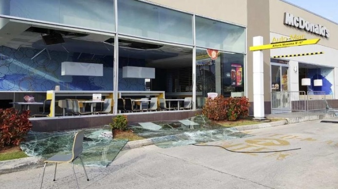 McDonald`s aclara que se encuentra al dÃ­a en certificado de inspecciÃ³n de Bomberos