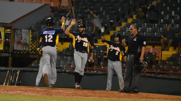 Crisis econÃ³mica golpea el nuevamente el BÃ©isbol Profesional en Aguadilla  