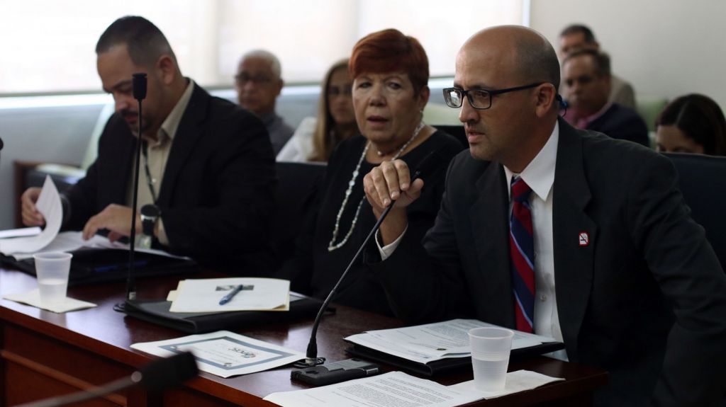  Comienza investigaci&oacute;n cameral sobre los efectos de los cigarrillos electr&oacute;nicos 