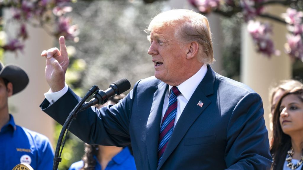  Trump, acusado de utilizar ilegalmente su fundaci&oacute;n para beneficio propio 