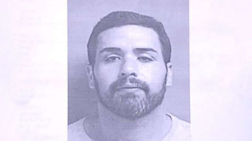  Echan el guante a uno de los m&aacute;s buscados del &aacute;rea de Caguas 