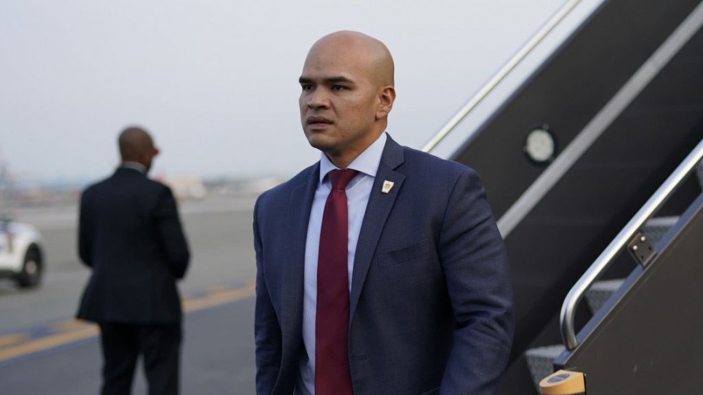  Asistente de Trump se Declara Inocente en Caso de Documentos Clasificados 