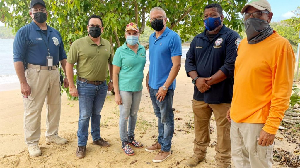  Contin&uacute;an labores preventivas en Lo&iacute;za ante fuertes marejadas que continuar&aacute;n hasta el lunes 