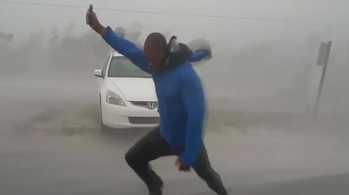 Video: Cazador de Huracanes arriesga su vida en la Florida, al enfrentar el huracÃ¡n Irma 