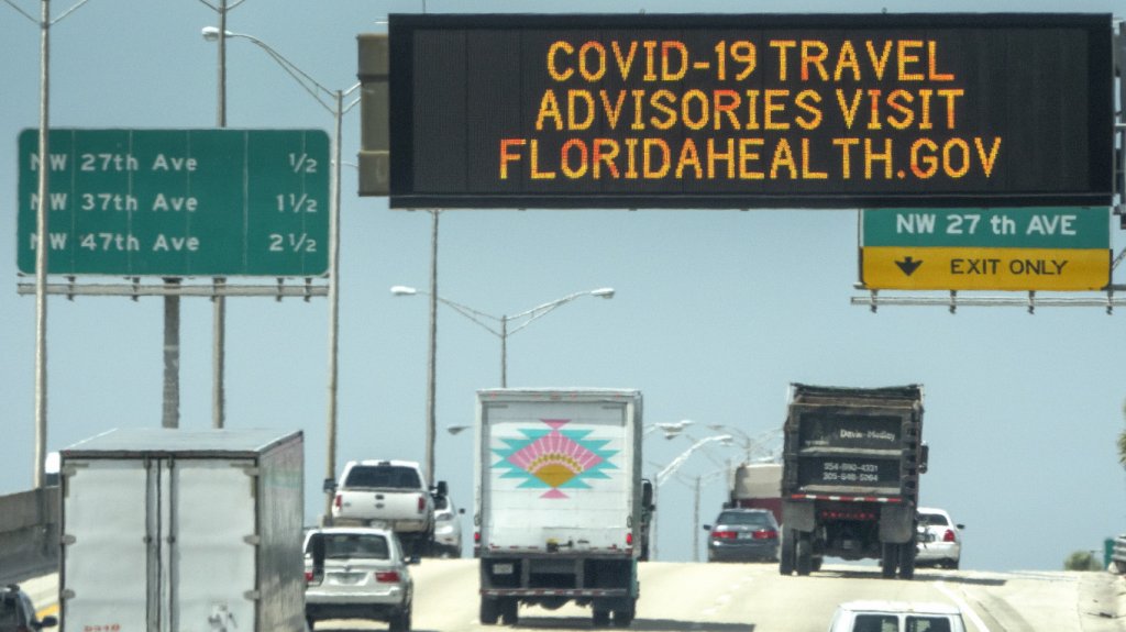  Florida no baja de 10.000 casos nuevos diarios de covid-19 en tres d&iacute;as 