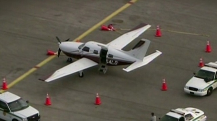 Hallan un cuerpo que podrÃ­a ser el del pasajero que se cayÃ³ de una avioneta