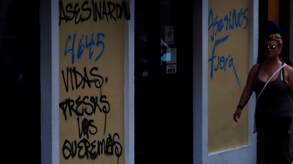  Polic&iacute;a grab&oacute; actos vand&aacute;licos en el Viejo San Juan 
