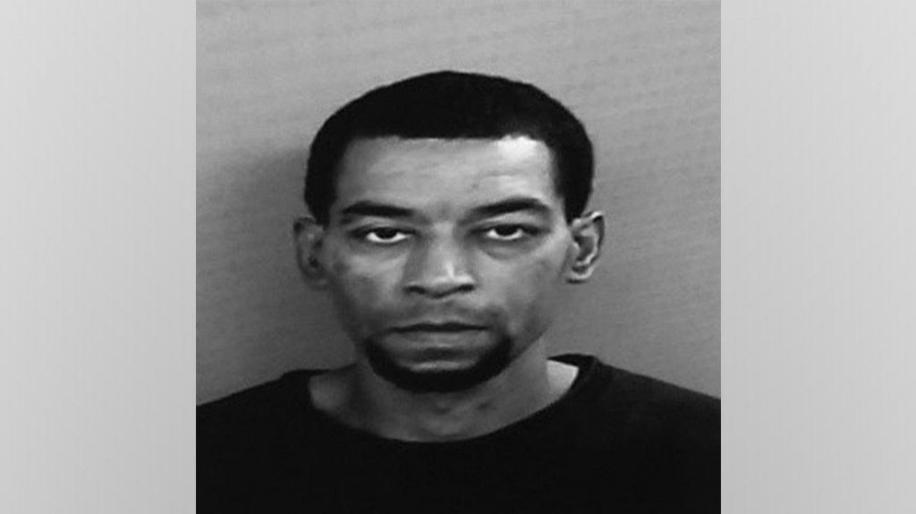  Encarcelan a sujeto sorprendido caus&aacute;ndole da&ntilde;os a una vivienda en Isabela 