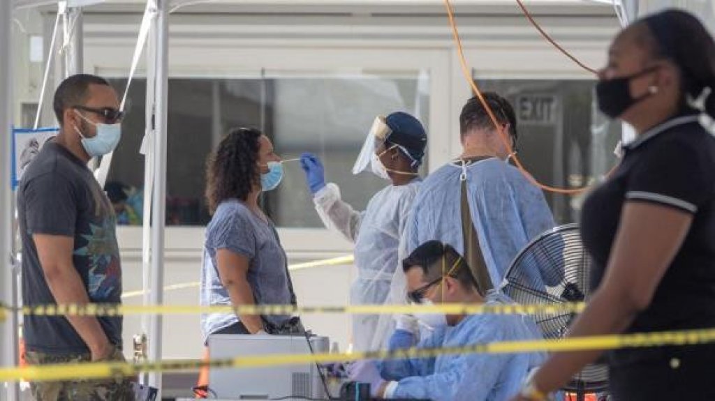  Florida suma 2.811 nuevos casos y 74 muertos por coronavirus 