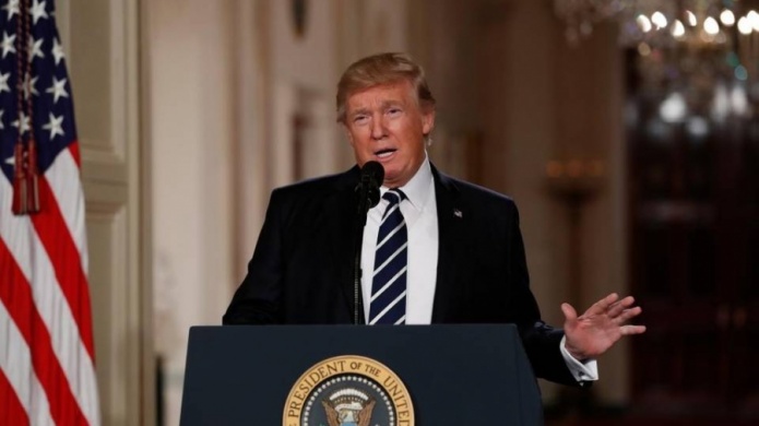 Trump culparÃ¡ al sistema judicial si "pasa algo" malo por suspender su veto